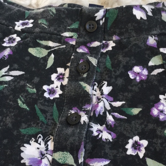 American Eagle Floral Skirt - Picture 3 of 6